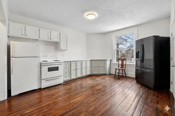 53-55 Wellington ST, Halton Hills, ON L7J 2H1