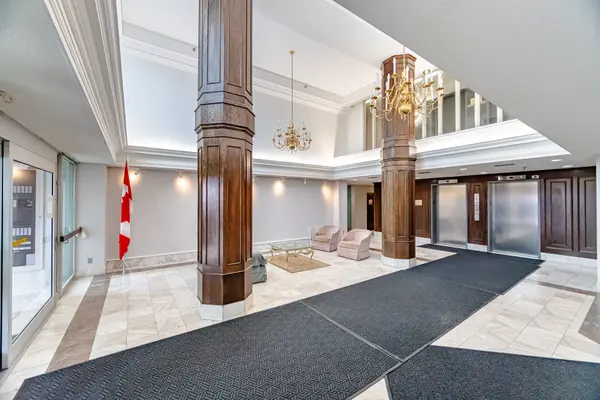 330 Mill ST S #711, Brampton, ON L6Y 3V3