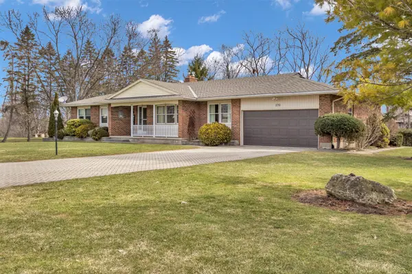 370 STATION ST, North Middlesex, ON N0M 2K0