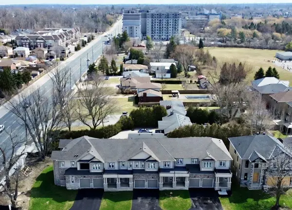 15 DAVINCI BLVD, Hamilton, ON L9B 1B7