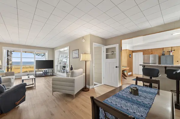 71825 Sunview AVE, Bluewater, ON N0M 1N0