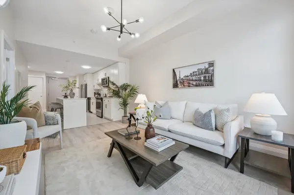 73 Arthur ST S #514, Guelph, ON N1E 0S6