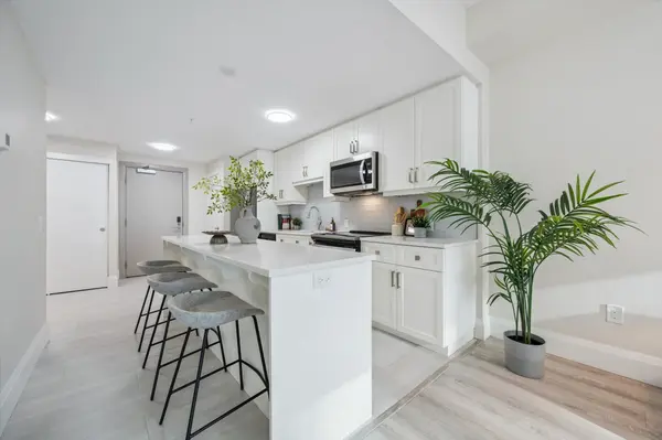 73 Arthur ST S #514, Guelph, ON N1E 0S6