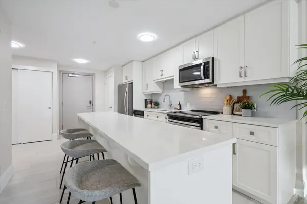 73 Arthur ST S #514, Guelph, ON N1E 0S6