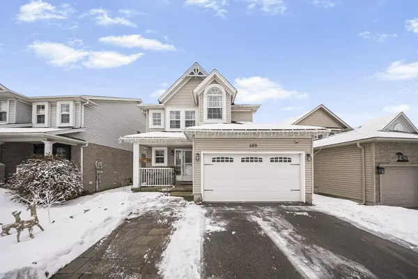 469 Old Newbury LN, Cambridge, ON N3H 5P5