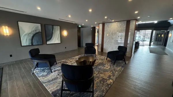 460 Dundas ST E #404, Hamilton, ON L8B 2A5