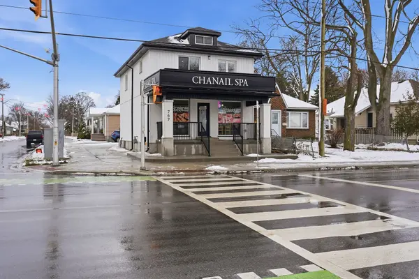 767 Quebec ST, London East, ON N5Y 1X3