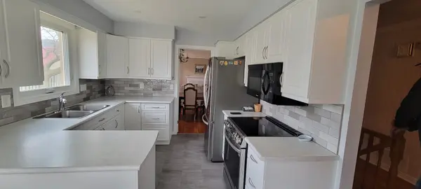 211 Pine Valley DR #55, London South, ON N6J 4W5