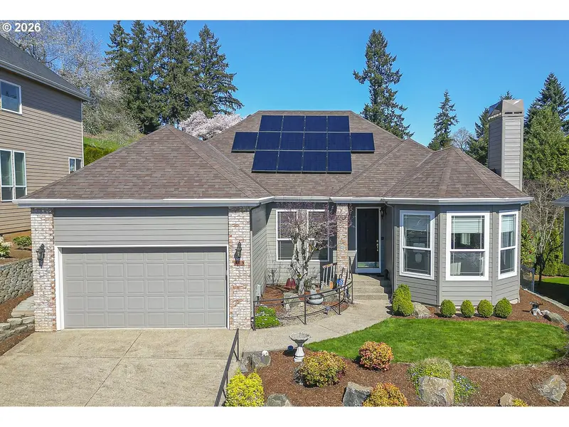 819 HAZELTINE AVE SE, Salem, OR 97306