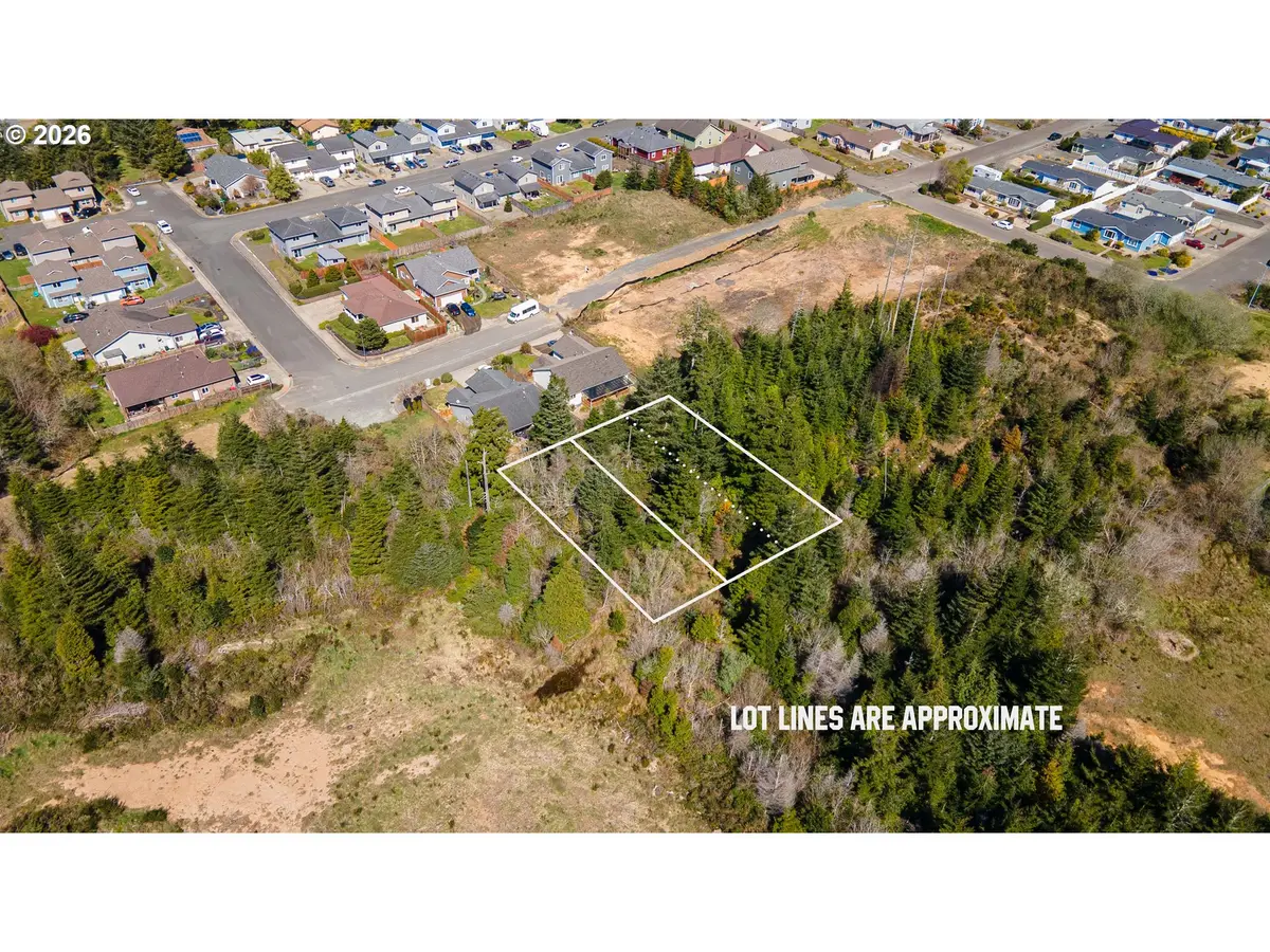 Lot 2024702, Coos Bay, OR 97420