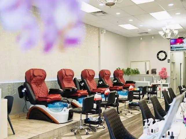 2499 Rutherford RD #10, Vaughan, ON L4K 0J9