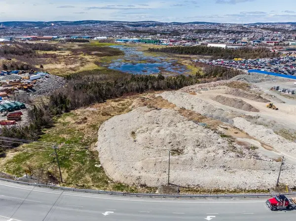 365 East White Hills Road, St Johns, NL A1C1E4