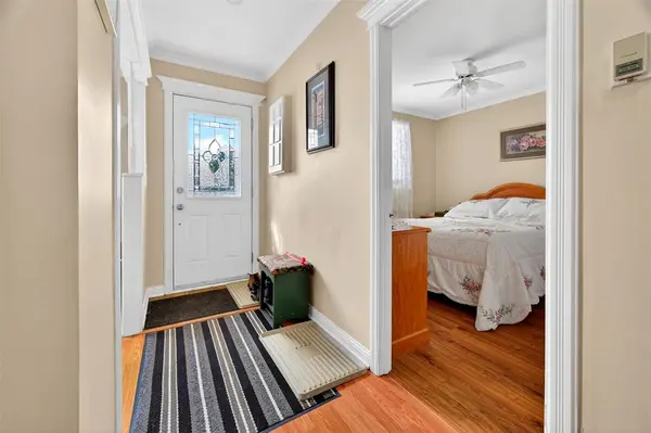 111 Commonwealth Avenue, Mount Pearl, NL A1N 1X1