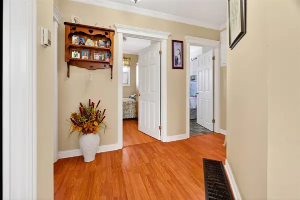 111 Commonwealth Avenue, Mount Pearl, NL A1N 1X1