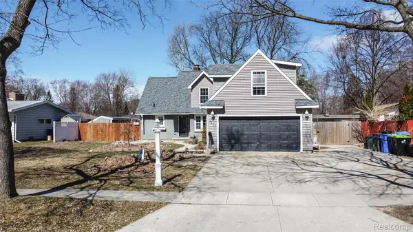 1117 Glendale ST, Midland, MI 48642