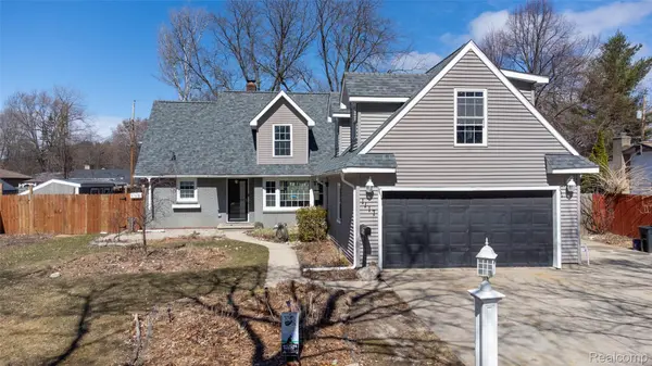 1117 Glendale ST, Midland, MI 48642