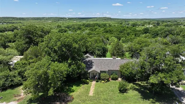 248 S Jacobs Street, Albany, TX 76430