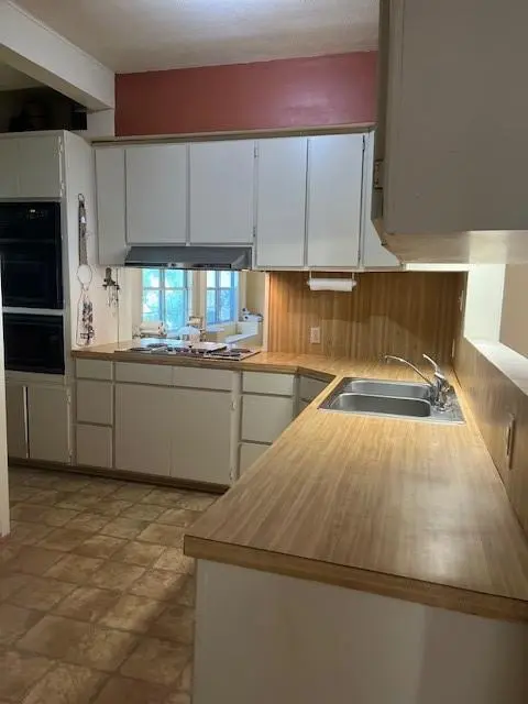 248 S Jacobs Street, Albany, TX 76430