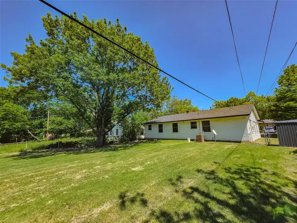 325 Clary Drive, Mesquite, TX 75149