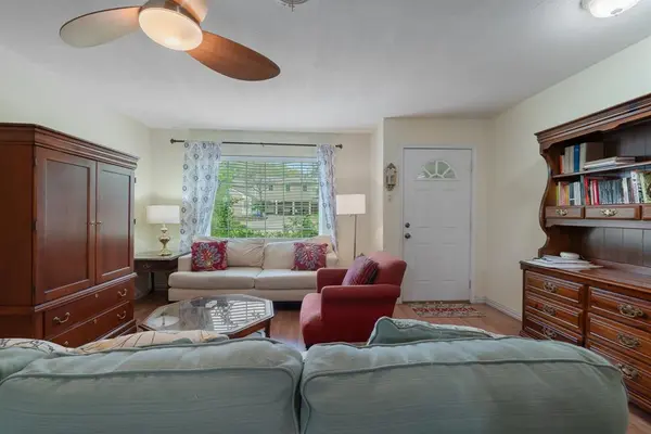 326 Countryside Drive, Irving, TX 75062