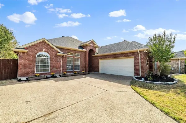 7 Equestrian Court, Mansfield, TX 76063