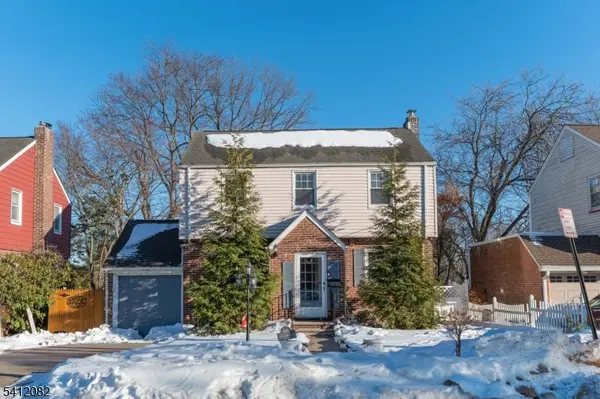 365 Rockledge Pl,  Teaneck Twp.,  NJ 07666