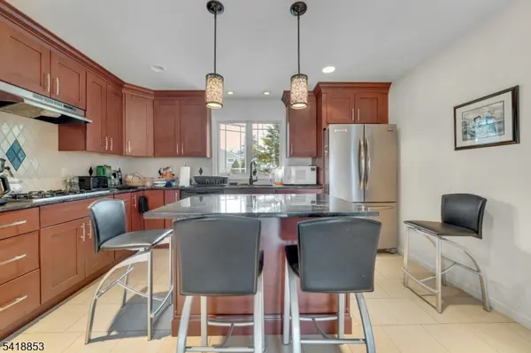 4 Jeffrey Rd, Wayne Twp., NJ 07470