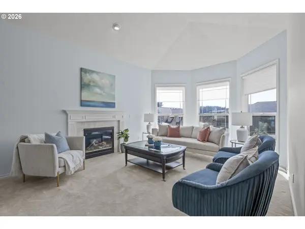 819 HAZELTINE AVE SE, Salem, OR 97306