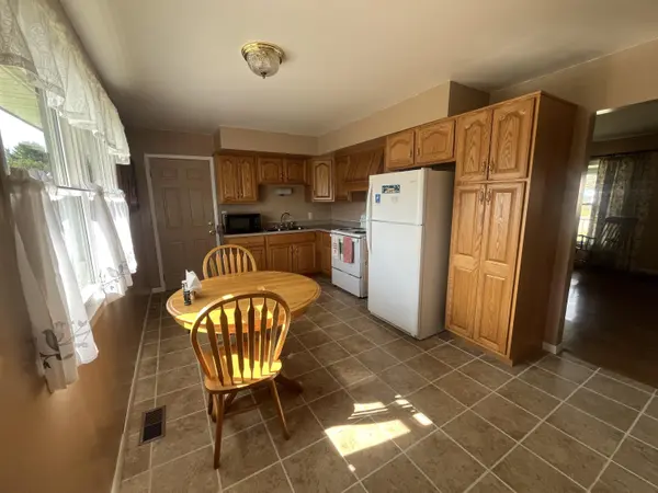 18188 Meadow LN, Green Twp, MI 49307