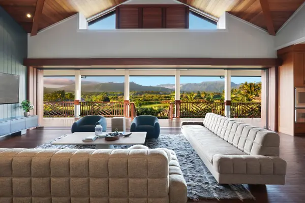 2332 MAKANAANO PL, Kilauea, HI 96754