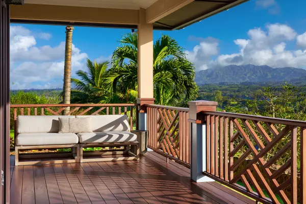 2332 MAKANAANO PL, Kilauea, HI 96754