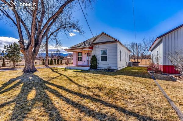 1537 Willow ST, Canon City, CO 81212