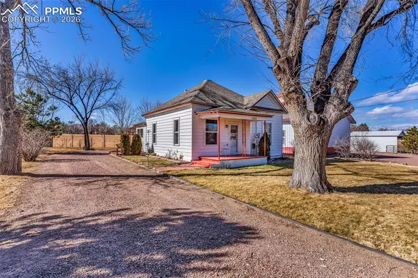 1537 Willow ST, Canon City, CO 81212