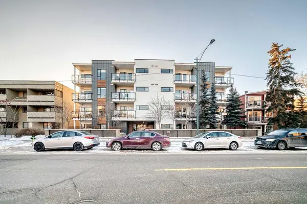 1521 26 AVE SW #105, Calgary, AB T2T1C4