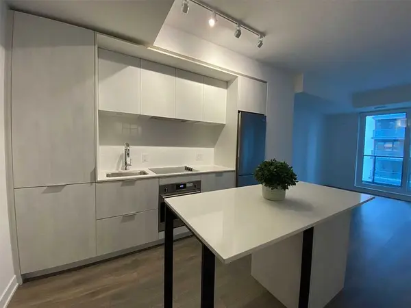 35 TUBMAN AVE #1023, Toronto C08, ON M5A 0T1