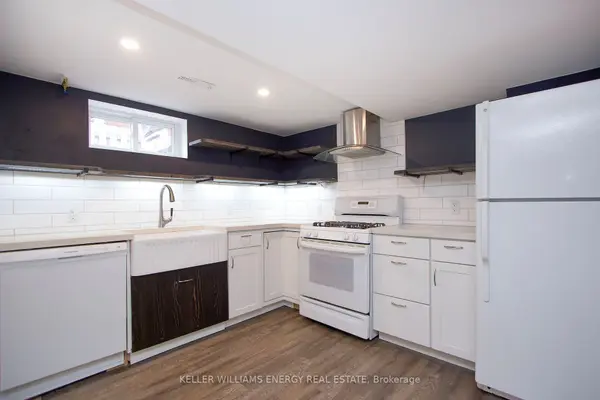 54 Chadburn ST #Bsmt, Oshawa, ON L1H 5T8