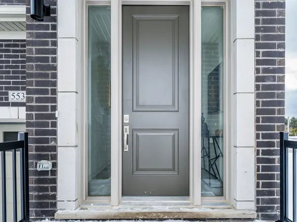 553 TED MARKS DR, Oshawa, ON L1L 0X3