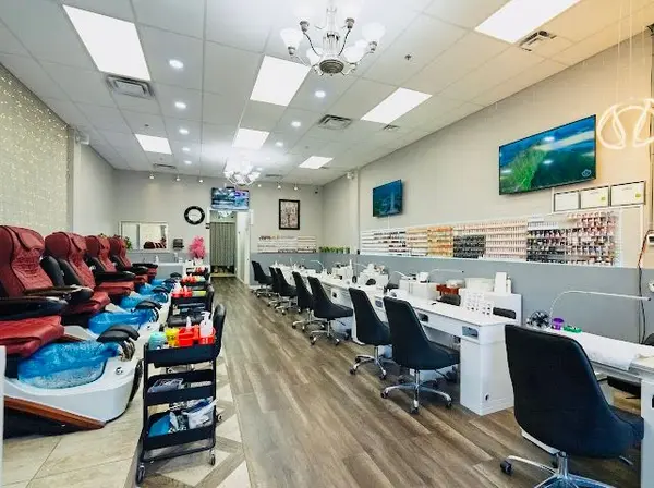 2499 Rutherford RD #10, Vaughan, ON L4K 0J9