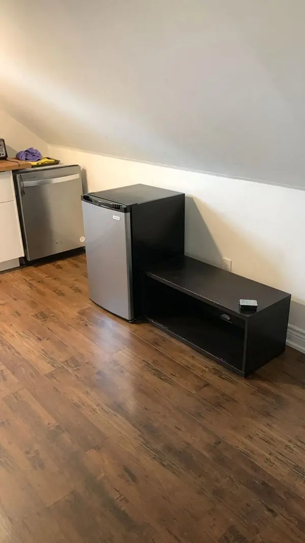 13620 Weston RD #B, King, ON L7B 1K4