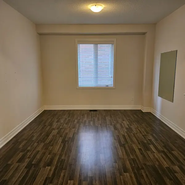 488 Greenwood DR, Essa, ON L0M 1B6