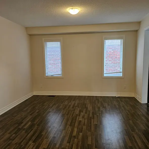 488 Greenwood DR, Essa, ON L0M 1B6