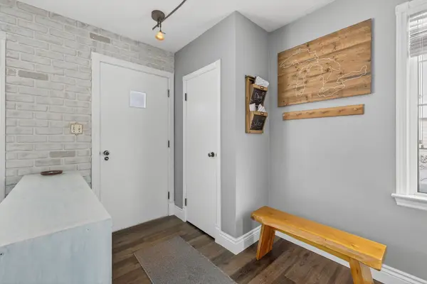 18979 Centre ST, East Gwillimbury, ON L0G 1M0