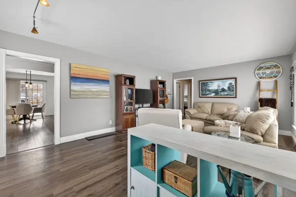 18979 Centre ST, East Gwillimbury, ON L0G 1M0