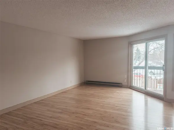 427 TAIT CRESCENT #201, Saskatoon, SK S7H 5L2