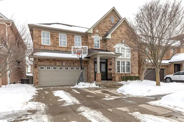 1326 Pepperbush PL, Oakville, ON L6M 4B7