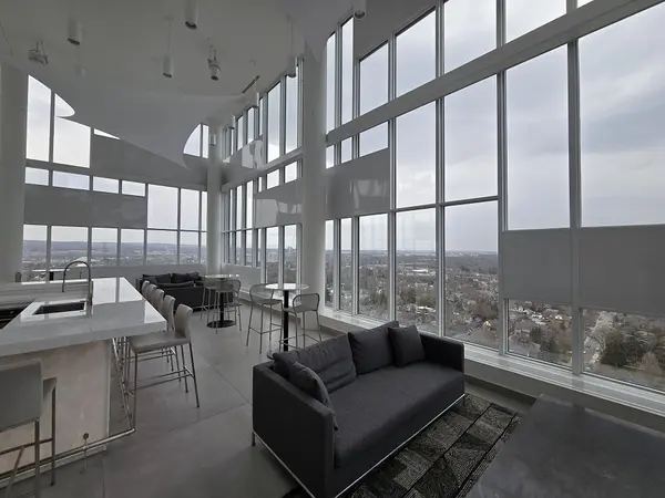 500 Brock AVE #1008, Burlington, ON L7S 0A5