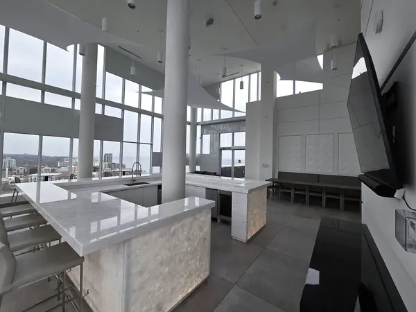 500 Brock AVE #1008, Burlington, ON L7S 0A5