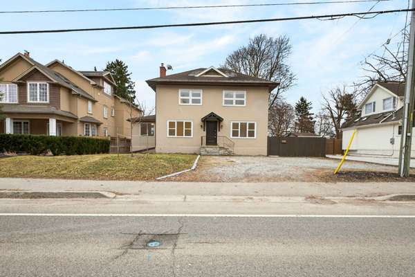 1012 North Shore BLVD E, Burlington, ON L7T 1X7