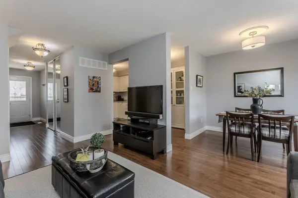 660 Oxford RD #53, Burlington, ON L7N 3M1