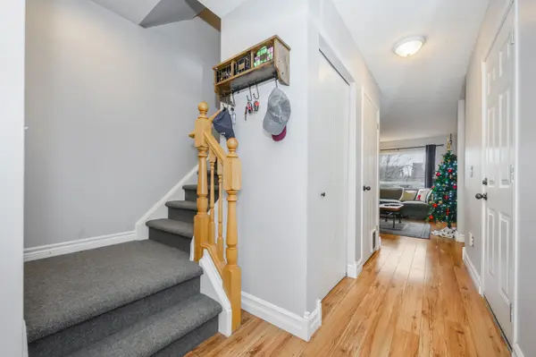 51 Mccurdy RD, Guelph, ON N1G 4Z9